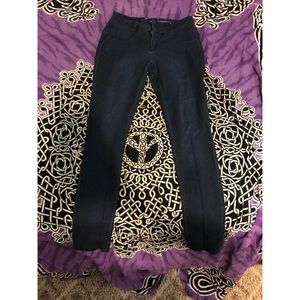 Dark wash clean cut skinny jeans stretchy